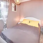 Awesome In With House A Panoramic View *