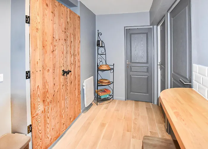 펜션 Lovely In With House A Panoramic View 마네